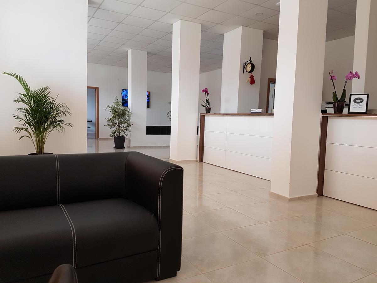 Pansion Storgozia Aparthotel Pleven Exterior photo